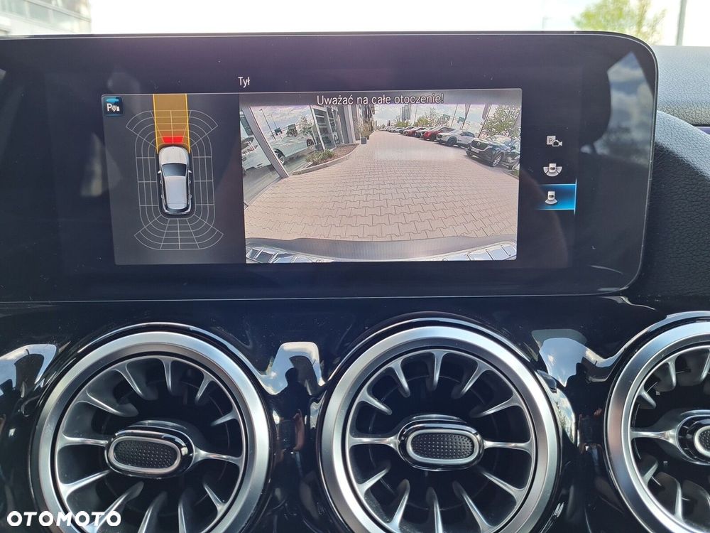 Mercedes-Benz EQA 300 66.5kWh 4-Matic Progressive - 24