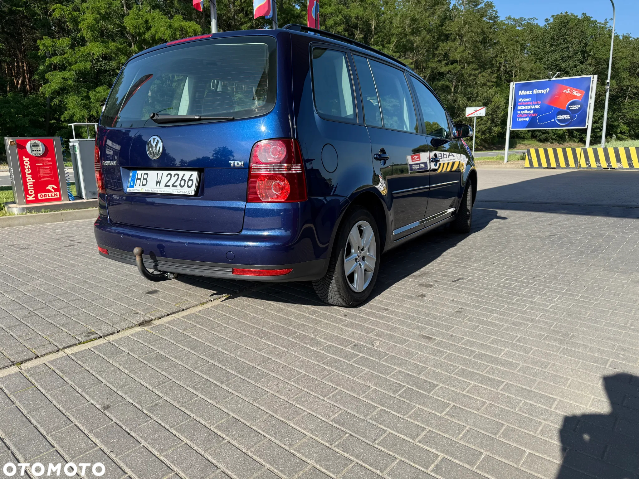 Volkswagen Touran 1.9 TDI Basis - 9