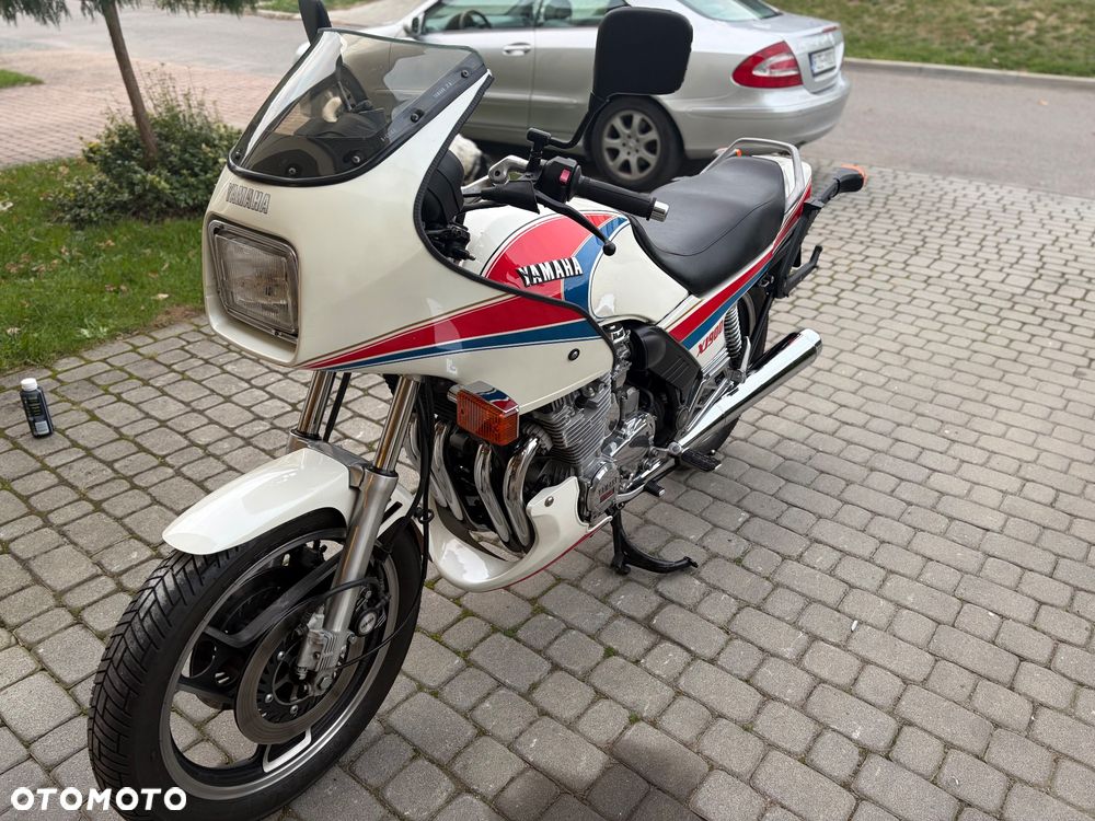 Yamaha XJ - 16