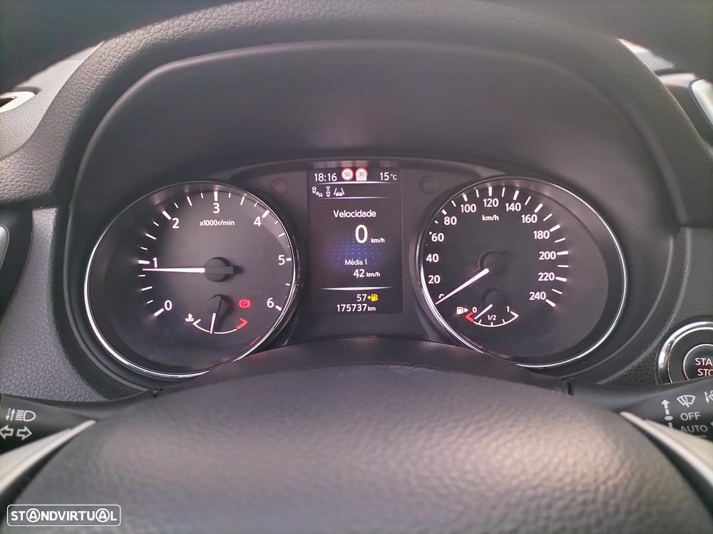 Nissan Qashqai 1.5 dCi TEKNA+ - 11