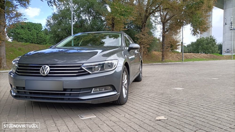 VW Passat Variant 1.6 TDI Confortline DSG - 7