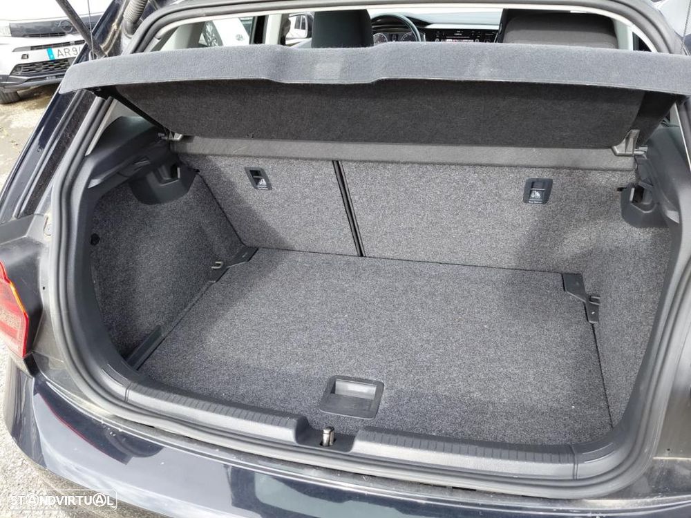 VW Polo 1.0 Confortline - 11