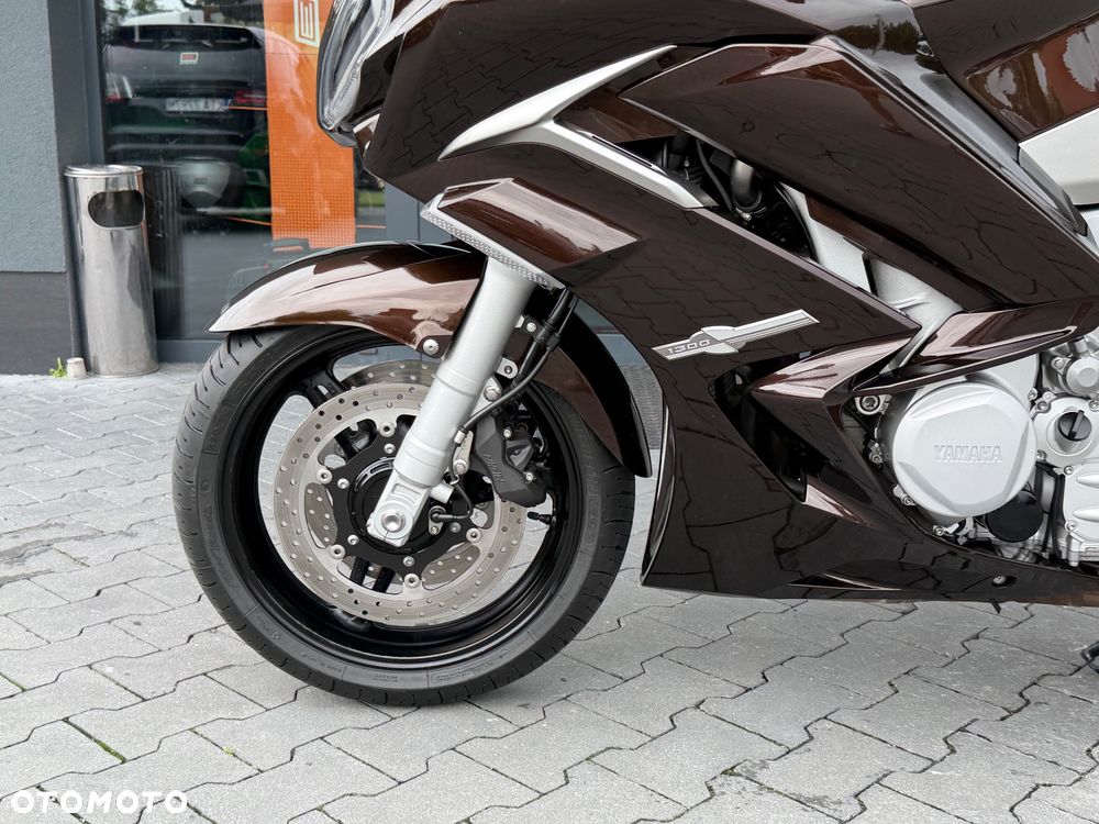 Yamaha FJR - 35