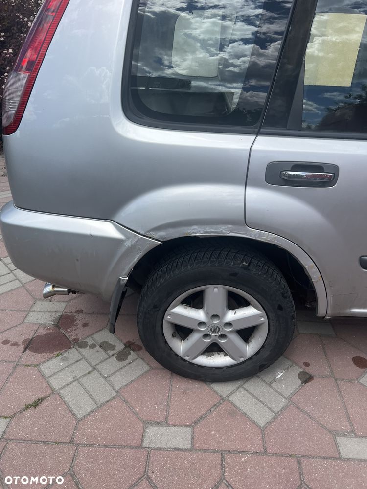 Nissan X-Trail - 4