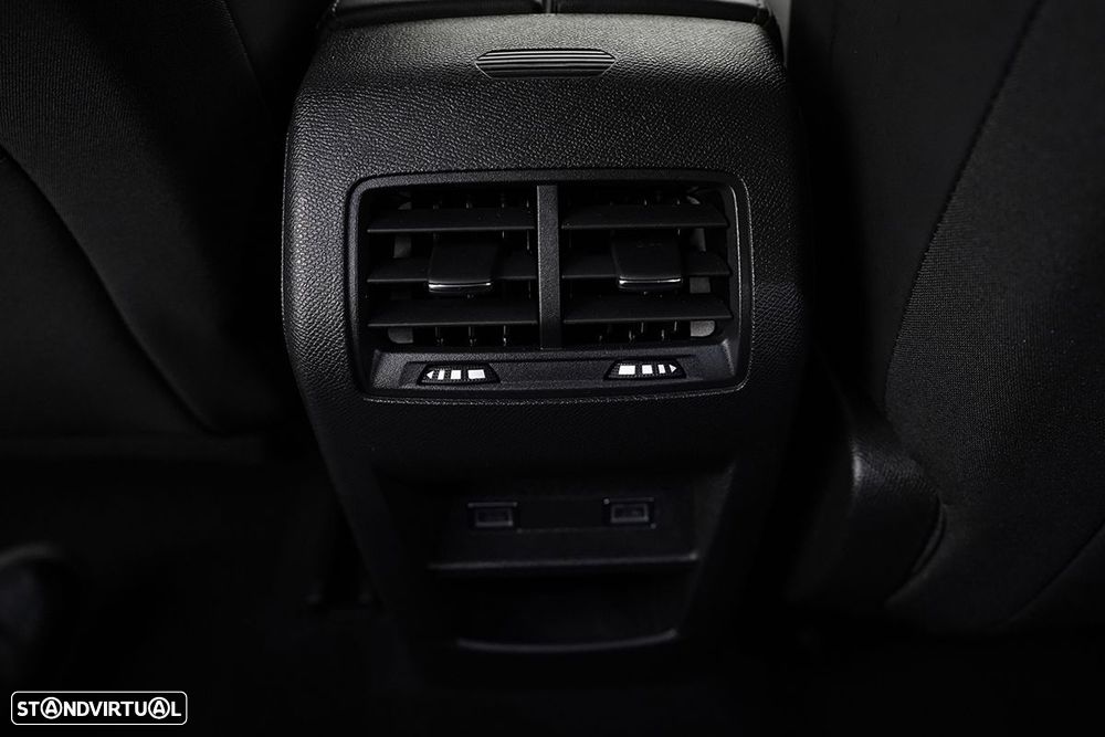 Peugeot 308 SW 1.2 PureTech Allure EAT8 - 22