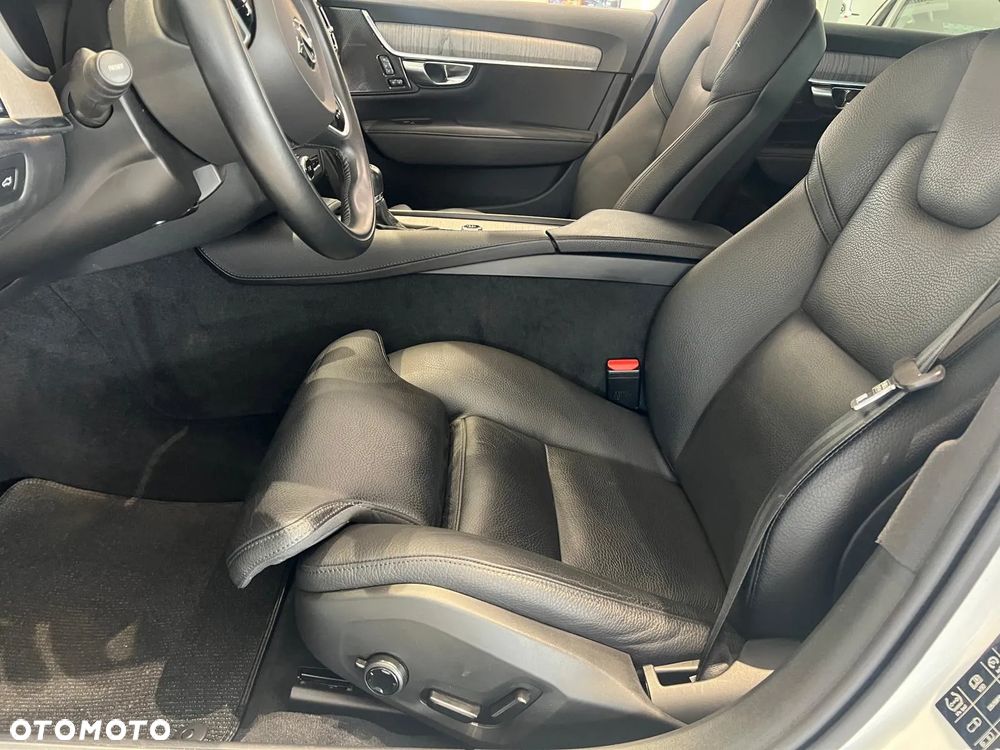 Volvo V90 Cross Country B5 D AWD Geartronic Pro - 13