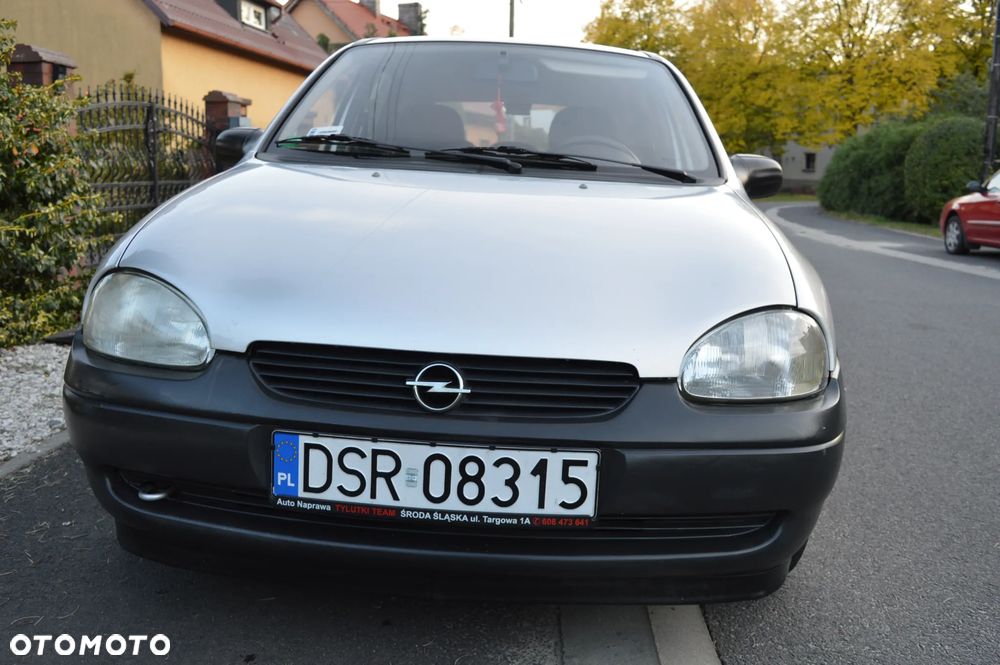 Opel Corsa - 10