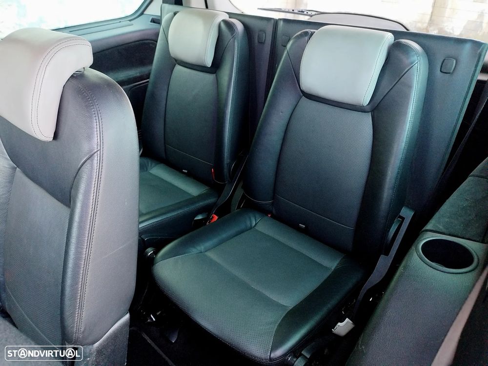 Ford Galaxy 2.0 TDCi Ghia - 24