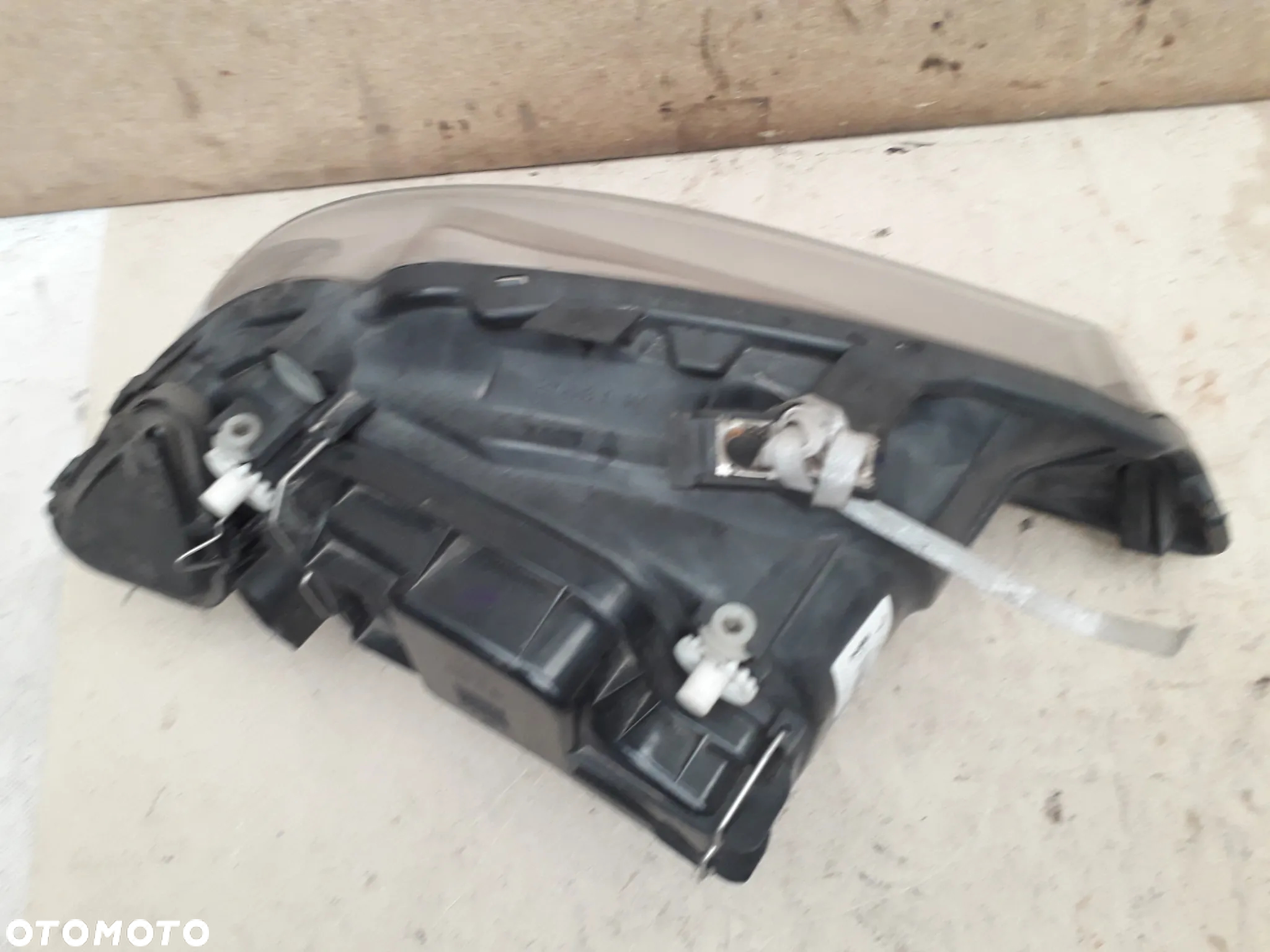 Lampa Lewy Przód Ford Transit MK V - 2