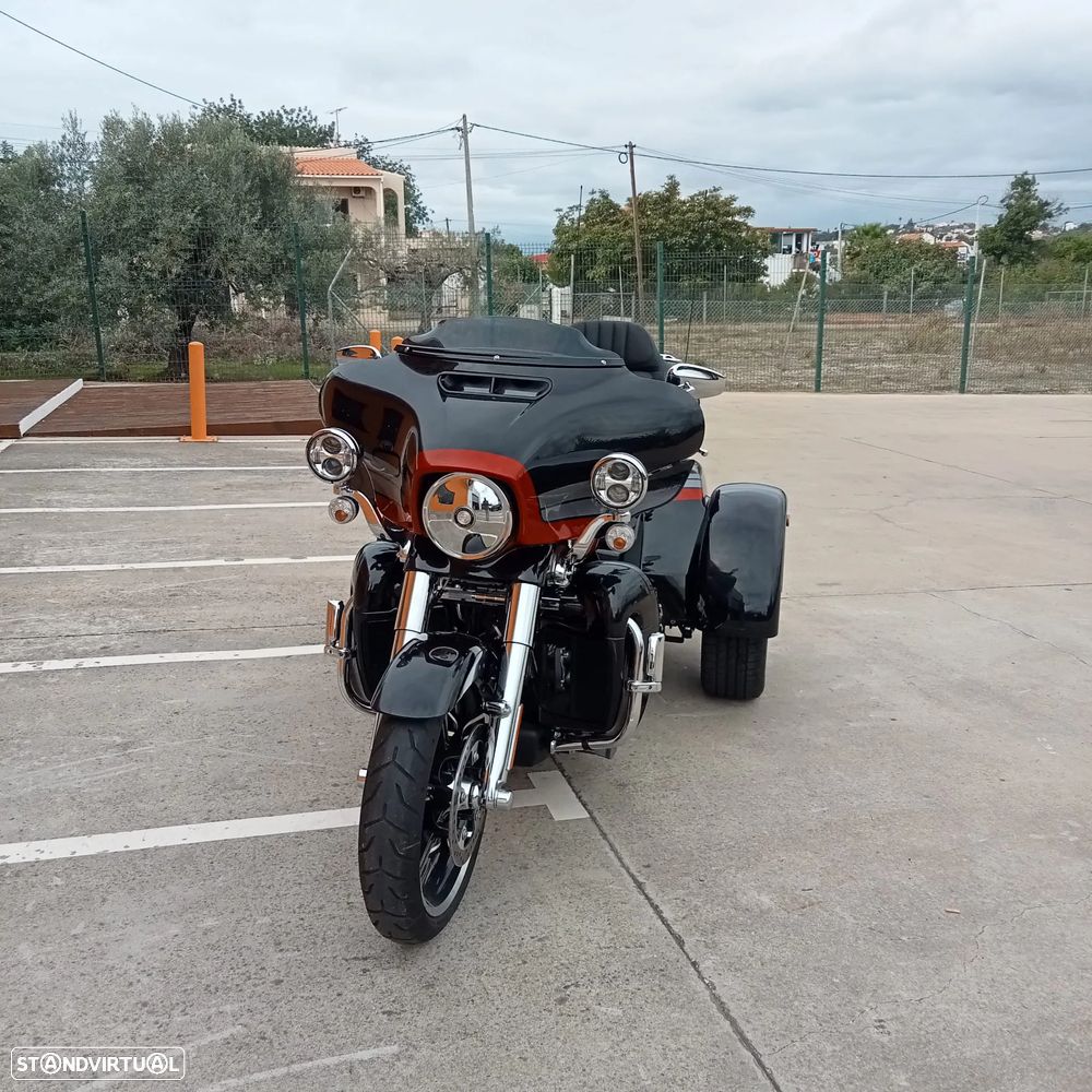 Harley-Davidson Tour CVO - 2