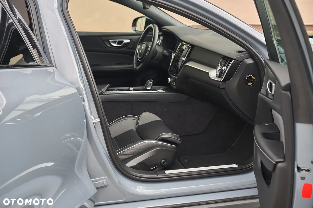 Volvo S60 T4 Geartronic RDesign - 28