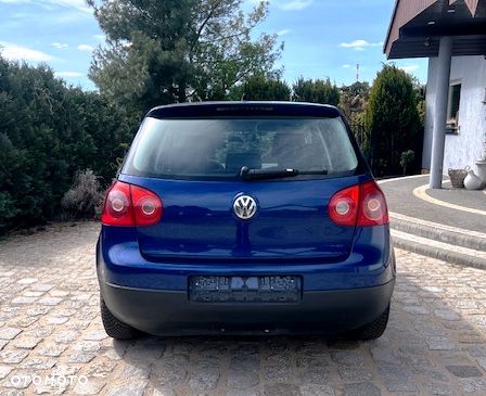 Volkswagen Golf 2.0 FSI Sportline - 5