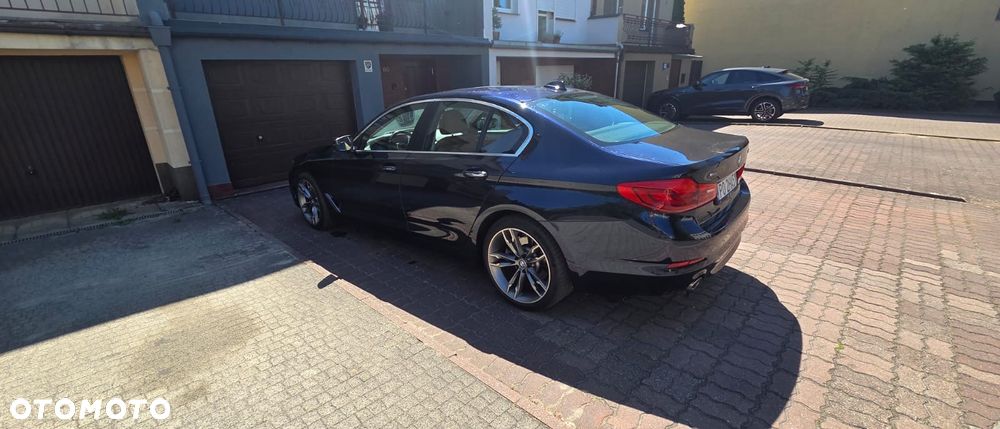 BMW Seria 5 520d xDrive - 7