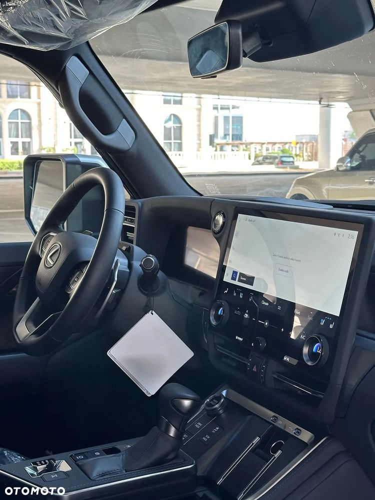 Lexus GX - 38