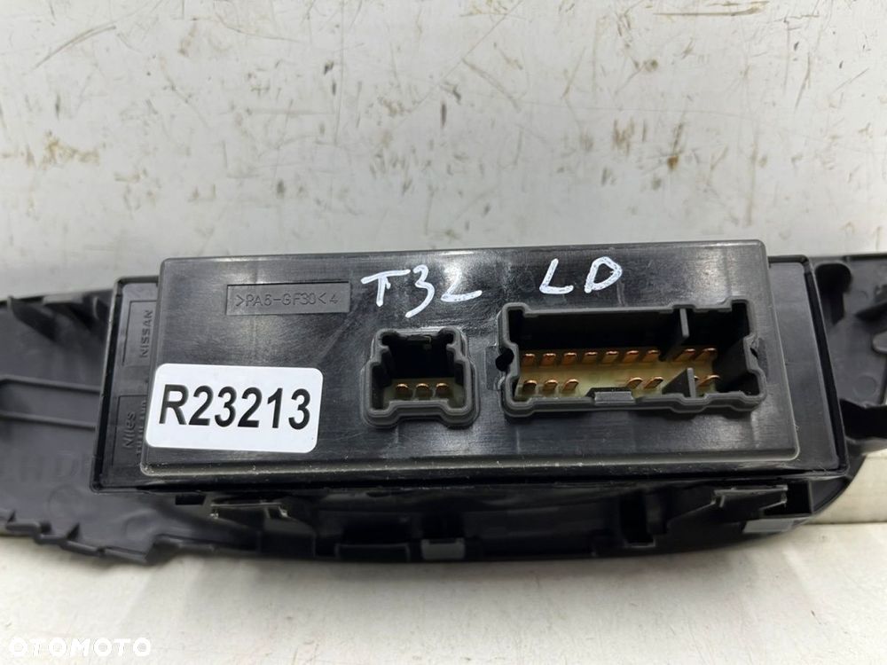 Przełącznik Nissan X-Trail III T32 13-21r. panel przycisk podnoszenia szyb lewy przedni kierowcy - 7