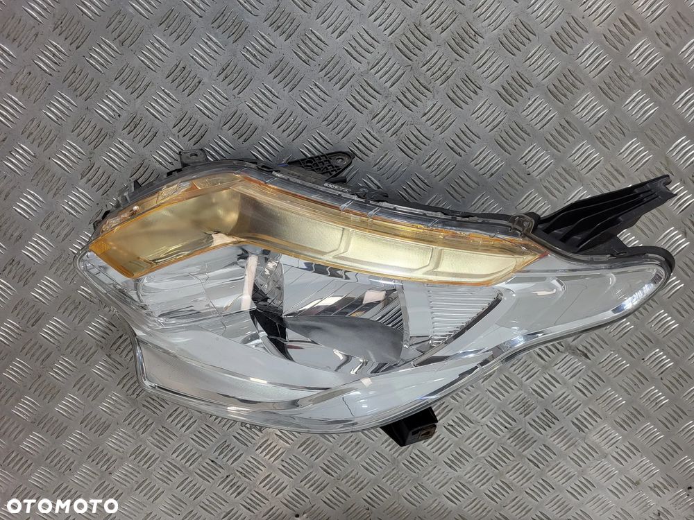 Fiat Fullback Lampa Lewy Przód - 2