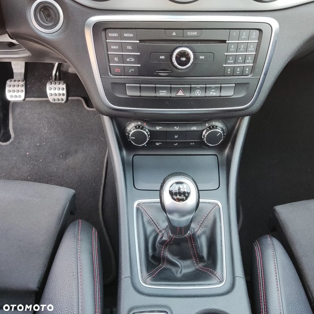 Mercedes-Benz CLA - 18