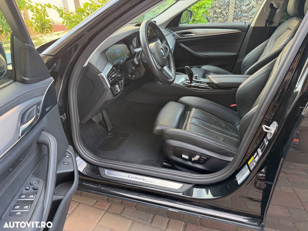 BMW Seria 5 520e Aut. - 11