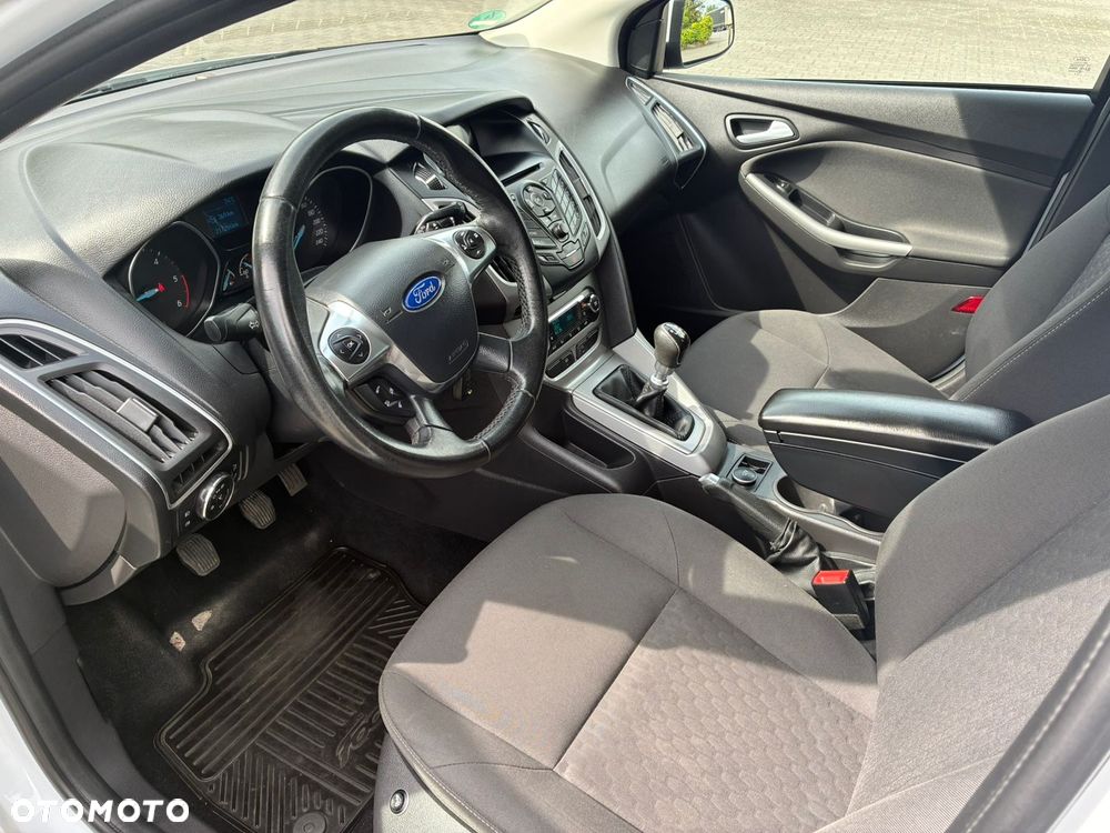 Ford Focus 1.6 TDCi DPF Start-Stopp-System SYNC Edition - 20