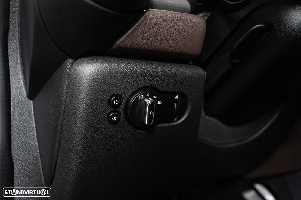 MINI 3 Portas Cooper D - 22