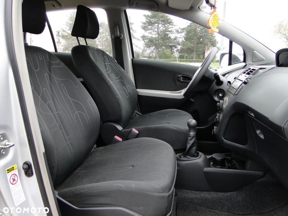 Toyota Yaris 1.0 VVT-i Cool - 5