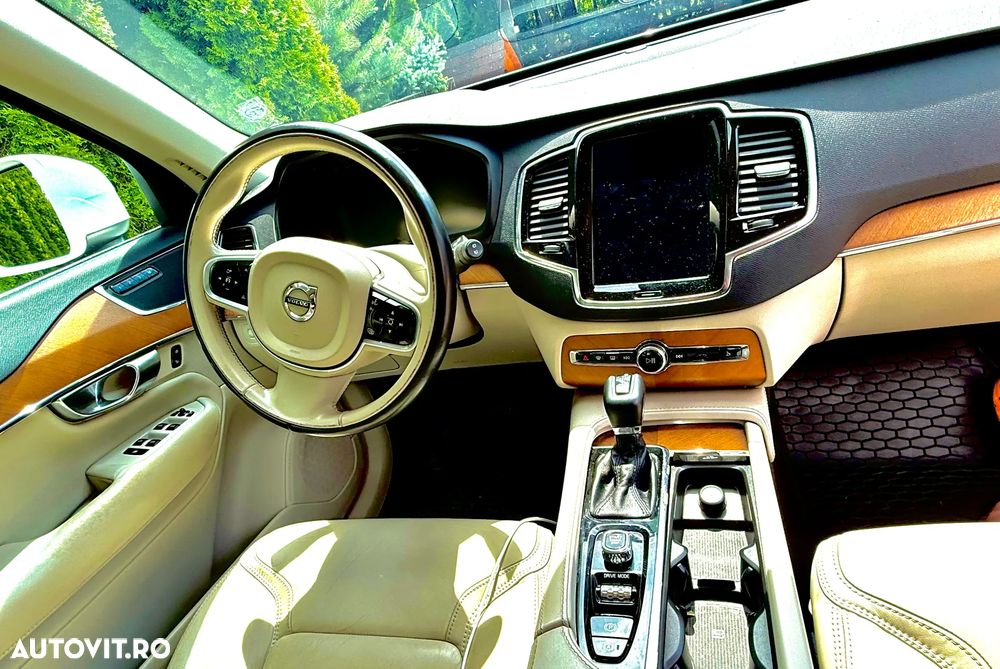 Volvo XC 90 D5 AWD Geartronic Inscription - 16