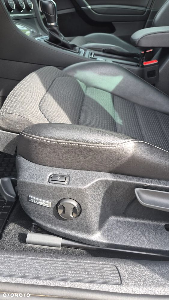 Volkswagen Golf Alltrack - 10