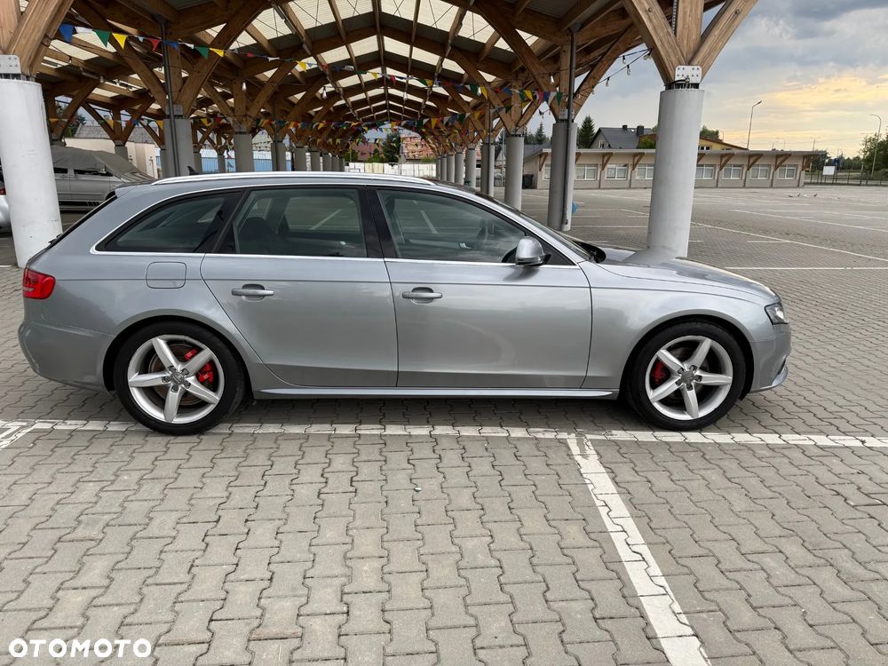 Audi A4 Avant 2.0 TDI - 10