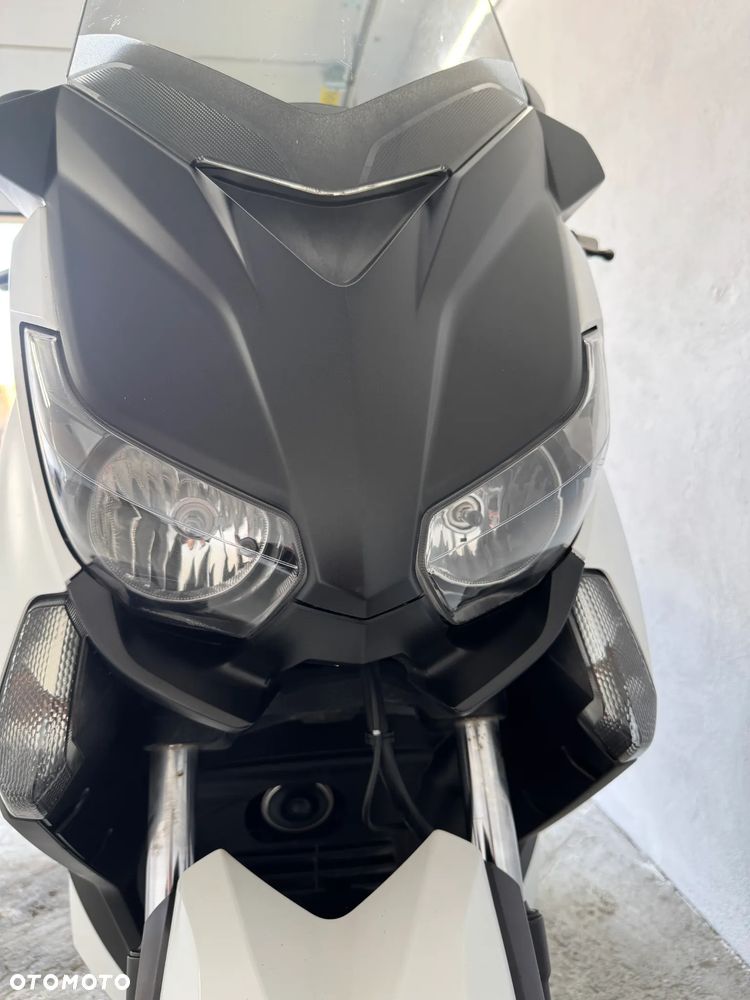 Yamaha X-max - 14