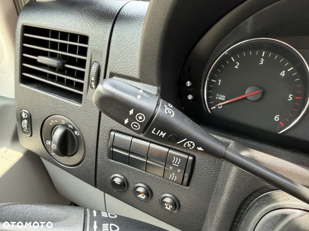 Volkswagen CRAFTER L2H2 - 28