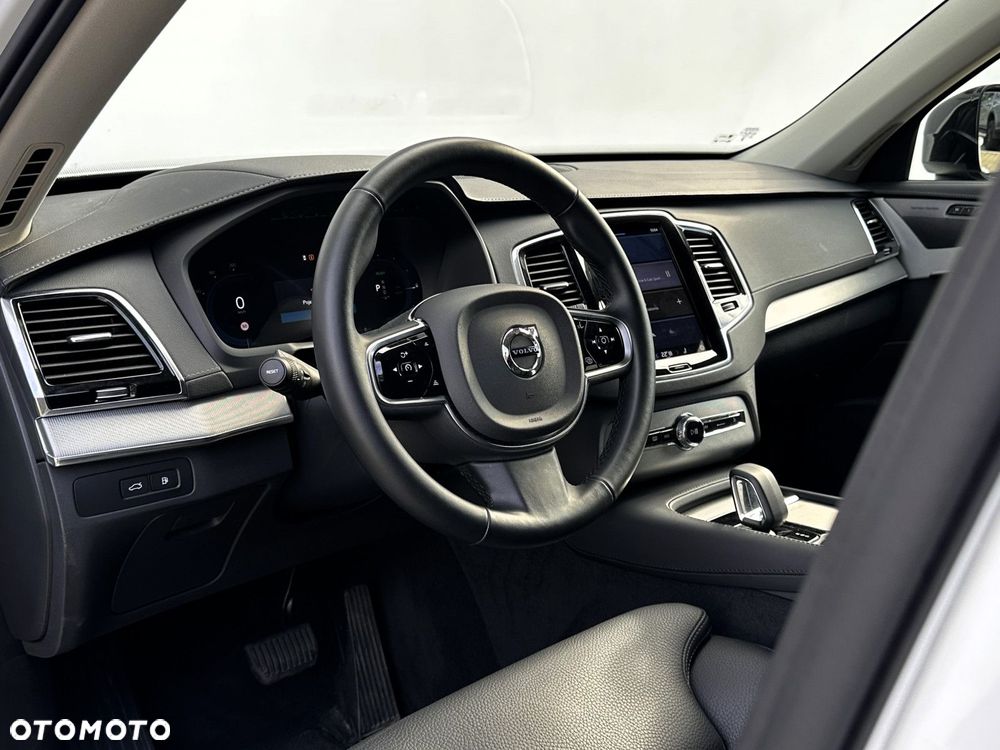 Volvo XC 90 - 24