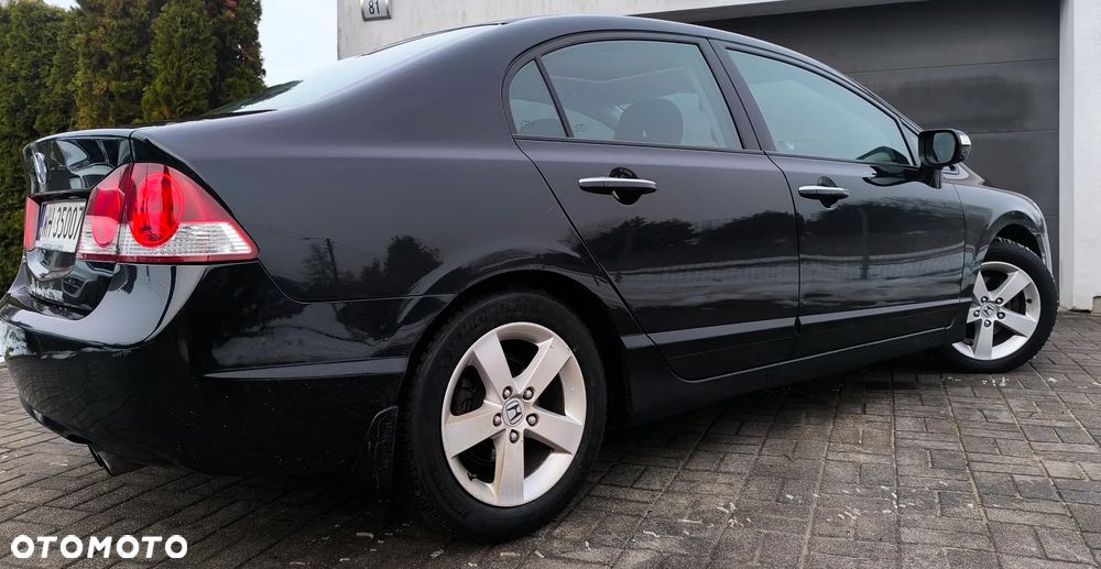 Honda Civic 1.8 Comfort - 8