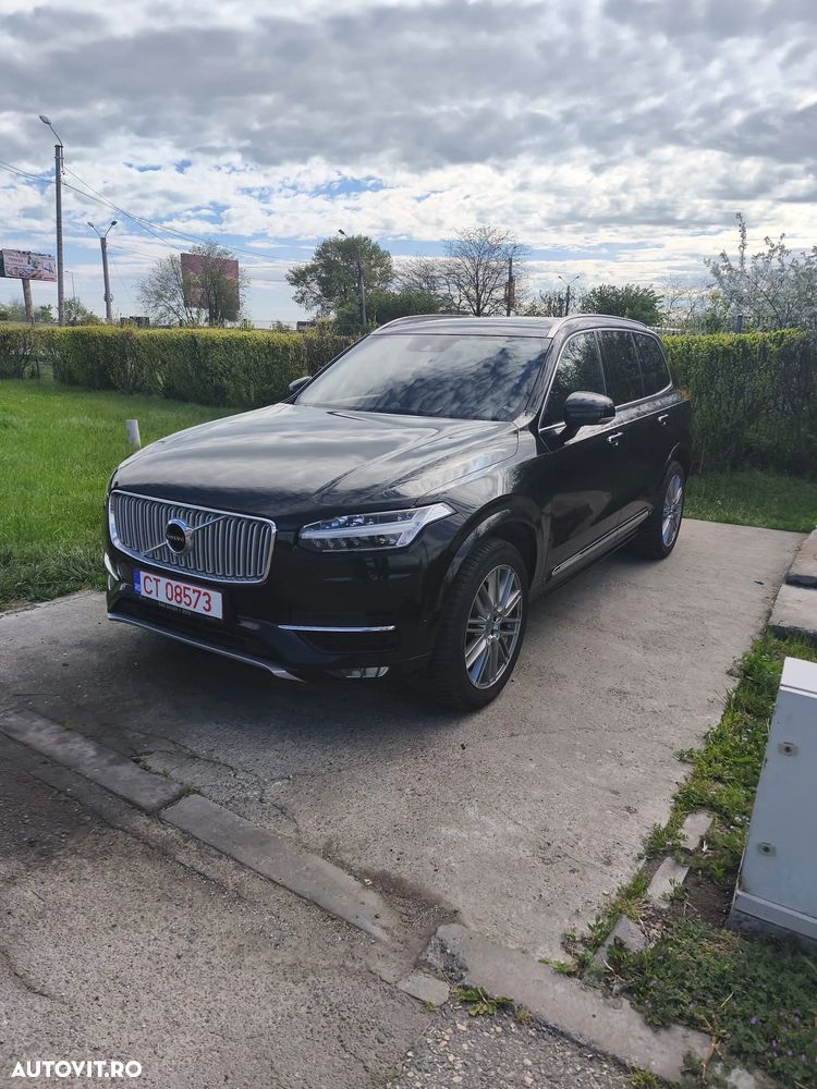 Volvo XC 90 D5 AWD Momentum - 4