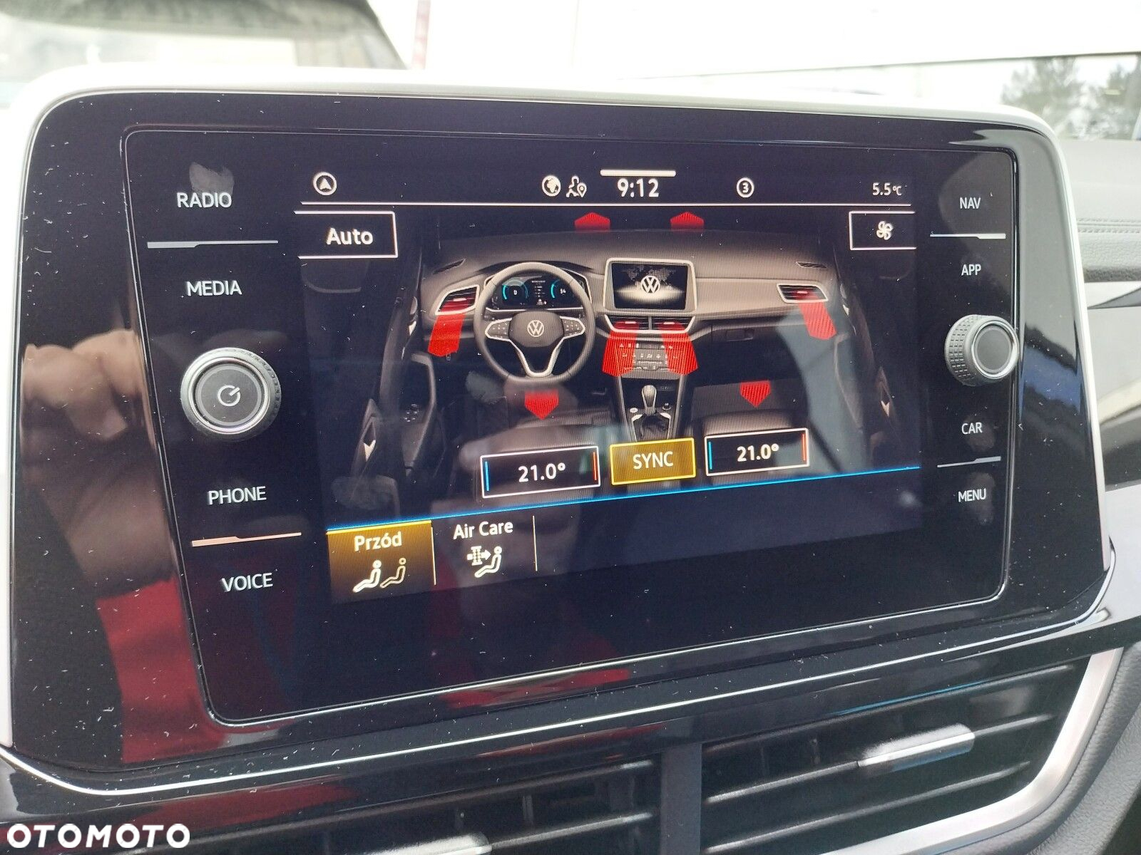 Volkswagen T-Roc - 26