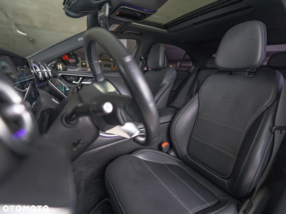 Mercedes-Benz Klasa C 300 4Matic 9G-TRONIC Avantgarde - 25