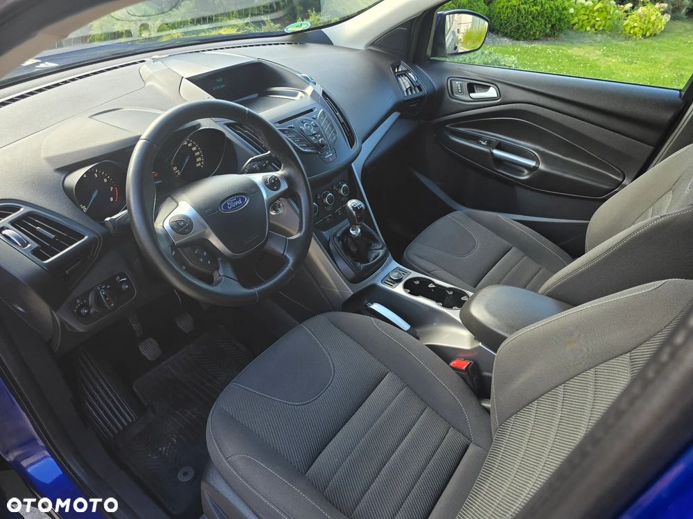 Ford Kuga 1.5 EcoBoost 2x4 Trend - 15