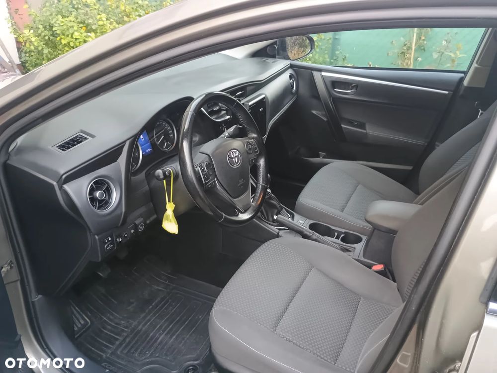 Toyota Corolla 1.6 Comfort - 5