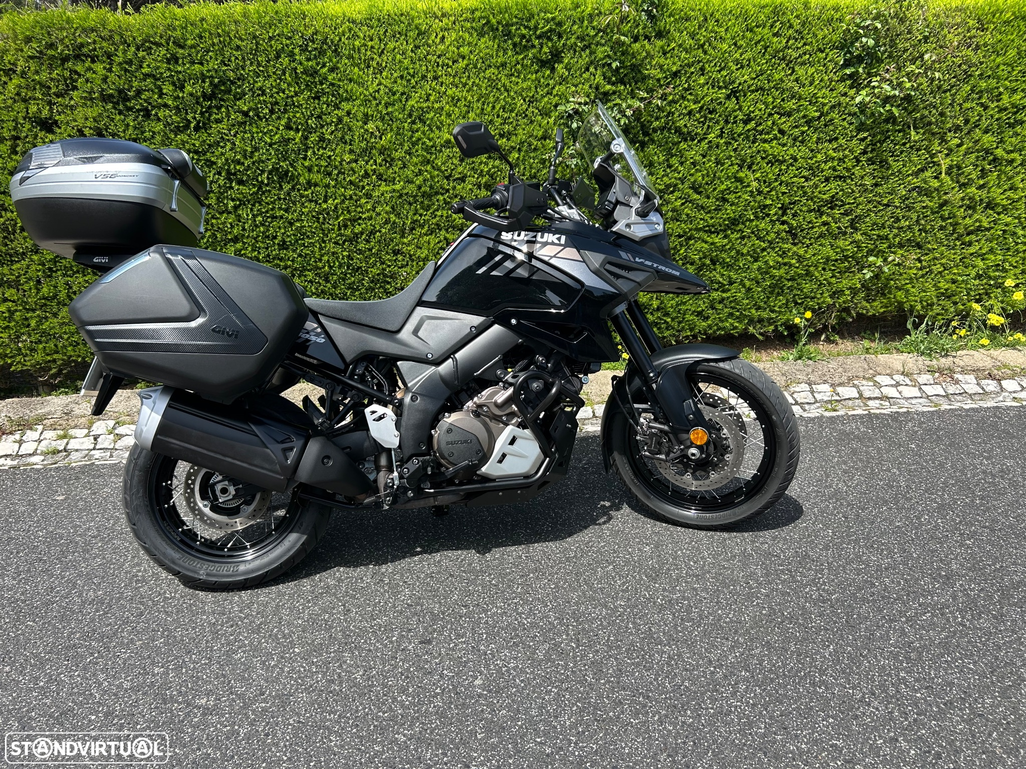 Suzuki DL V Strom 1050 de - 4