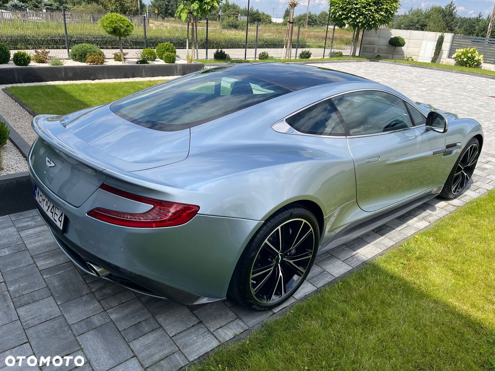 Aston Martin Vanquish Standard - 6