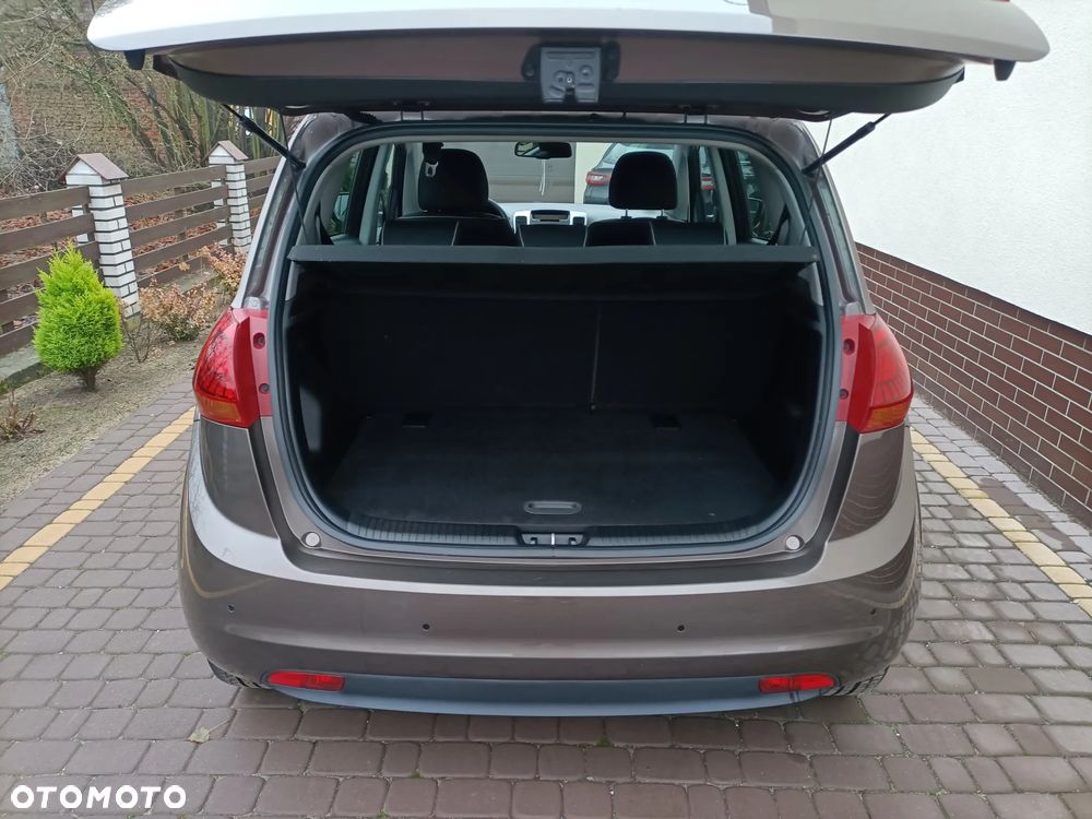 Kia Venga 1.6 CRDi 128 Dream Team Edition - 7
