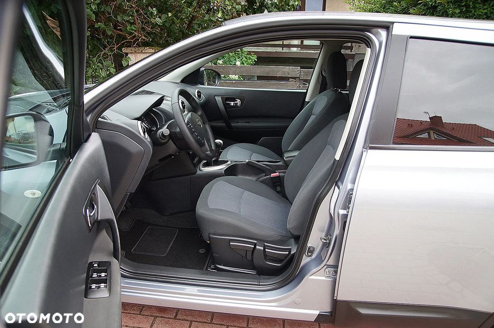 Nissan Qashqai 1.6 I-Way - 14