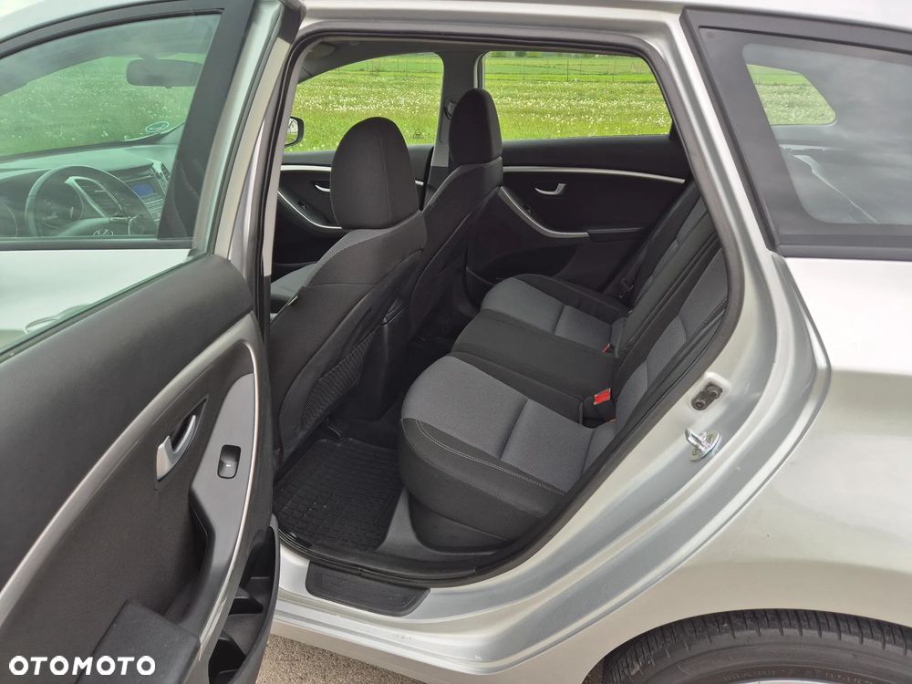 Hyundai i30 1.6 CRDi Comfort - 13