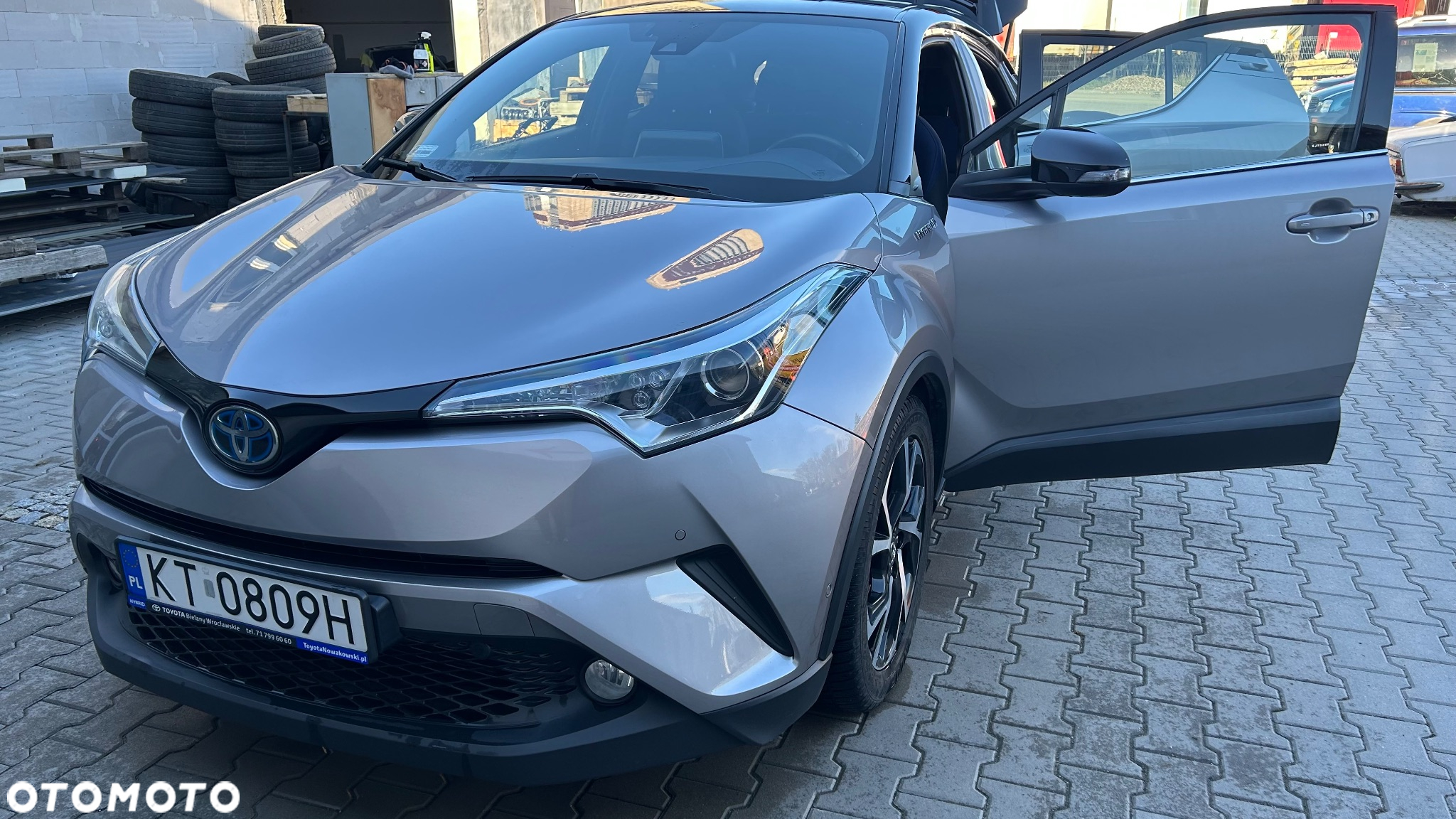 Toyota C-HR 1.8 Hybrid Selection - 3