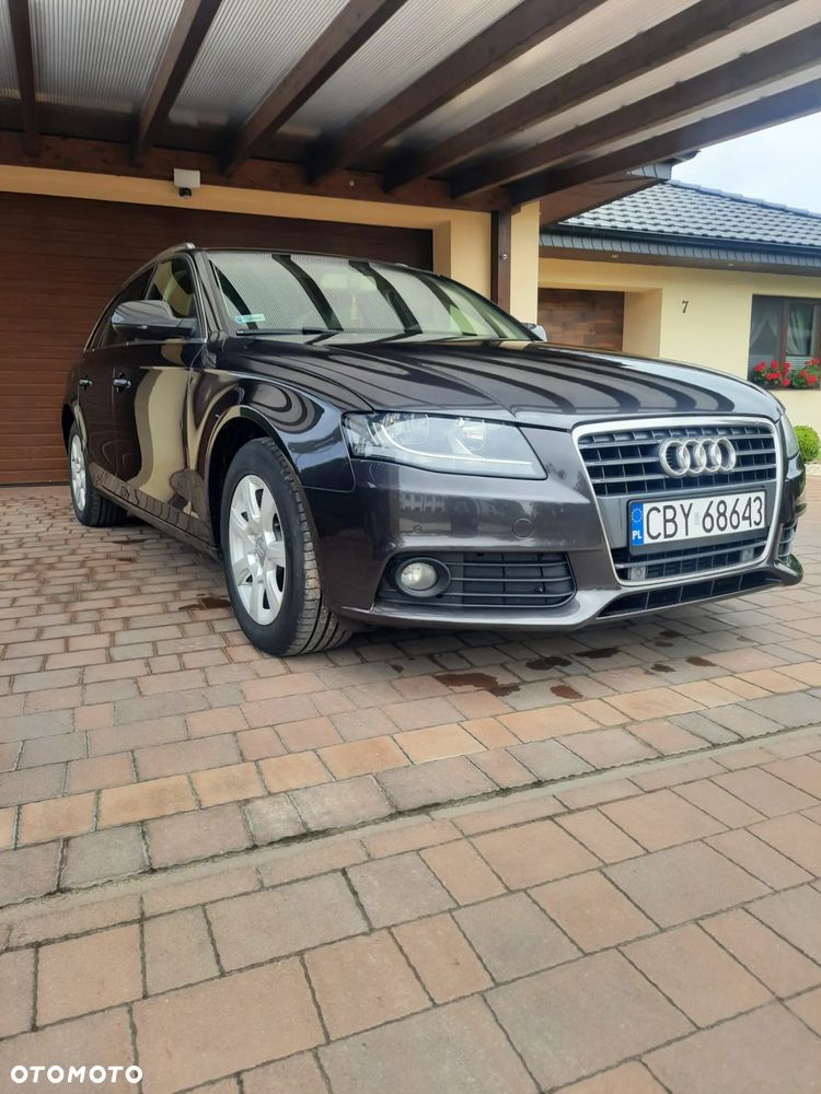 Audi A4 - 1