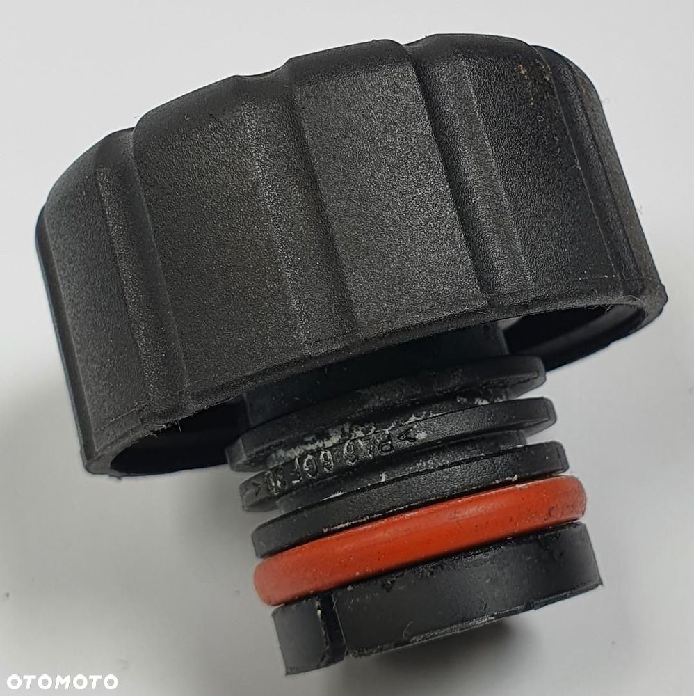 KOREK ZBIORNICZKA WYRÓWNAWCZEGO MERCEDES W245 1695010015 - 2