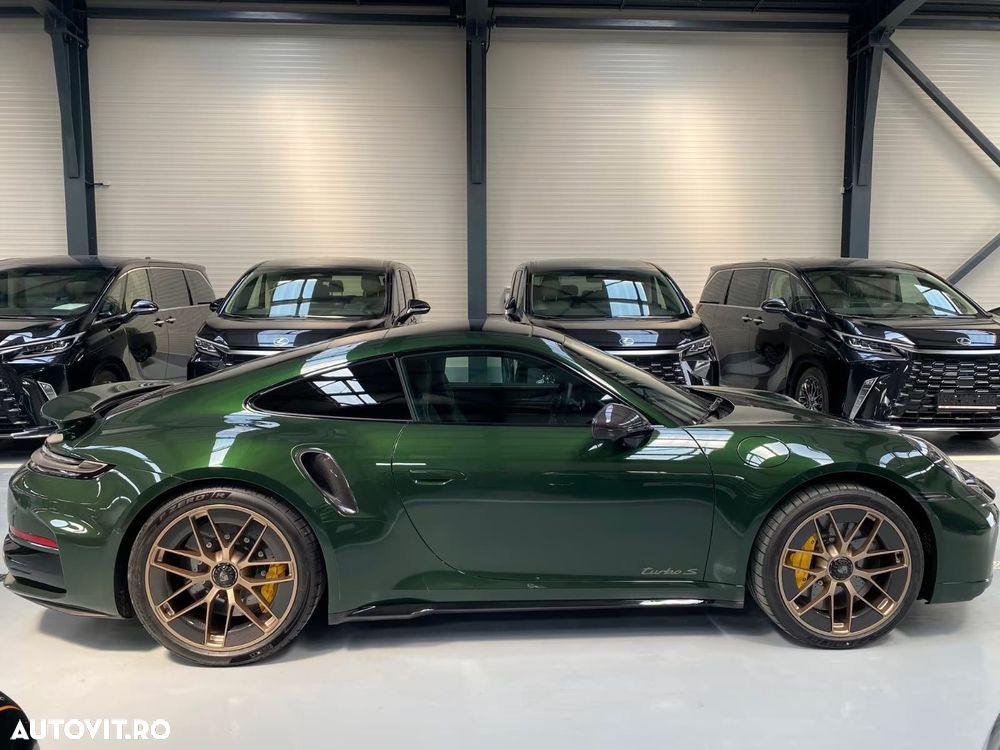 Porsche 911-TURBO-S - 8