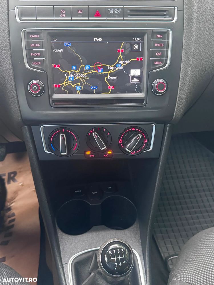 Volkswagen Polo 1.4 TDI CR BMT Comfortline - 13