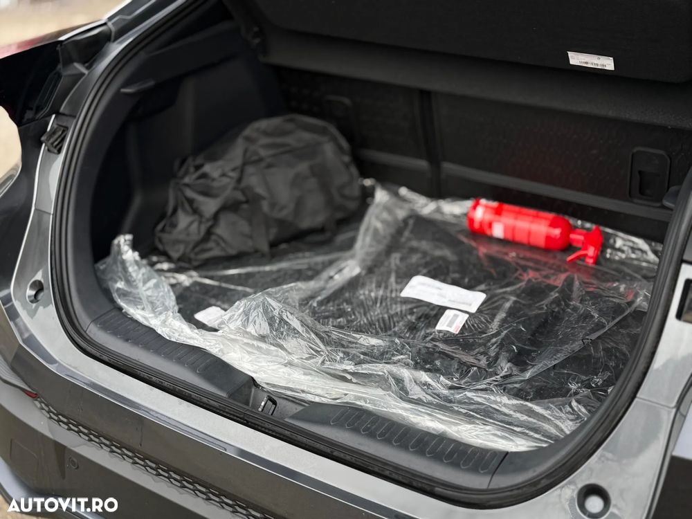 Toyota C-HR 1.8 HSD 4x2 CVT C-ult LED - 23