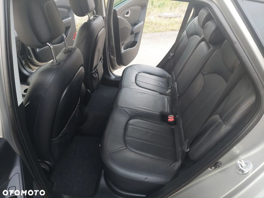 Hyundai ix35 2.0 Premium 2WD - 23