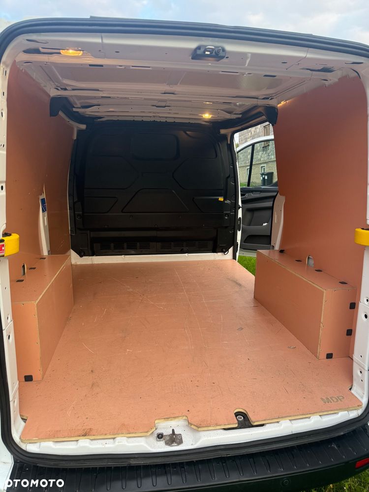 Ford Transit Custom - 23
